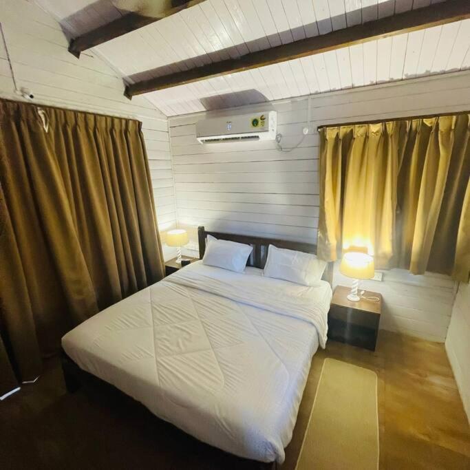 Waterrock Stays The Mango Tree Chalet Poona Buitenkant foto